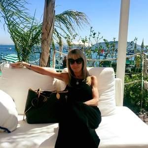 Meet your Posher, Valerie